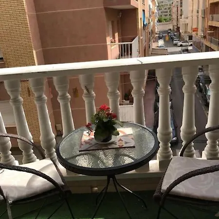 Apartment Cosy Flat 50 Meters From The Sea Torrevieja