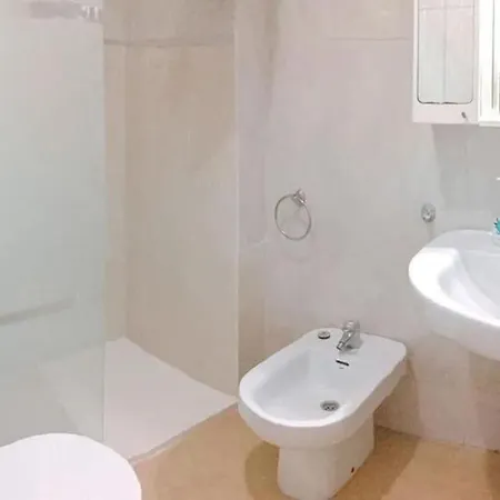 Apartment Cosy Flat 50 Meters From The Sea Torrevieja